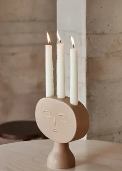 Lucia Candleholder fra Artek