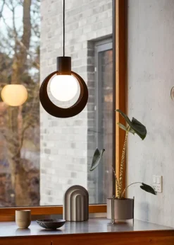 Lunar Pendant fra Woud