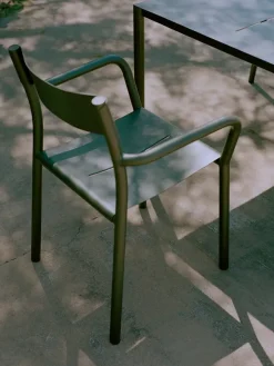 May havestol m. armlæn, dark green fra New Works
