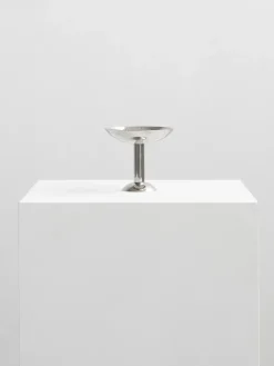 Metal Champagne Coupe, tall fra Louise Roe