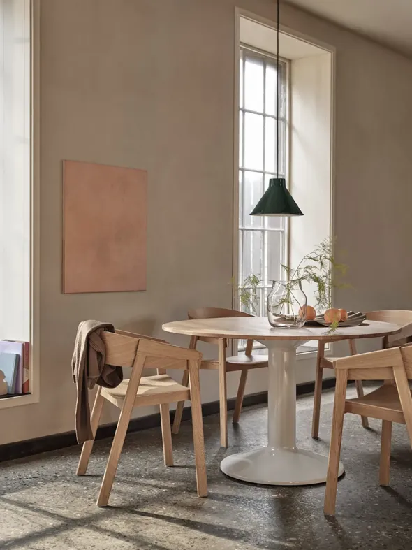 Midst Table Ø 120 cm, oiled oak fra Muuto
