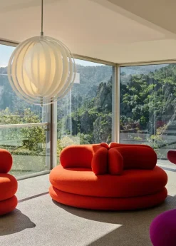 Moon Acrylic Pendant, Ø34 af Verner Panton