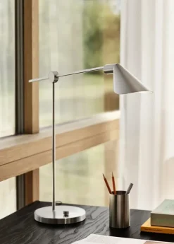MS021 Bordlampe, stål fra Fritz Hansen