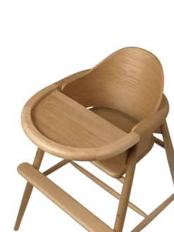 Muru højstol, olieret eg fra Ferm Living