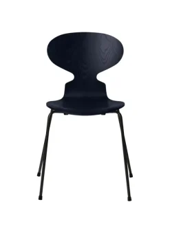 3101 Myren Stol i farvet ask af Arne Jacobsen