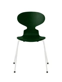 3101 Myren Stol i farvet ask af Arne Jacobsen