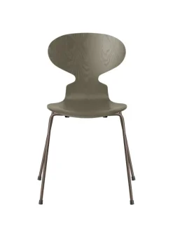 3101 Myren Stol i farvet ask af Arne Jacobsen