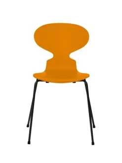 3101 Myren Stol lakeret af Arne Jacobsen