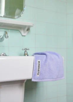 Naram towel - Lavender Blue fra Bongusta
