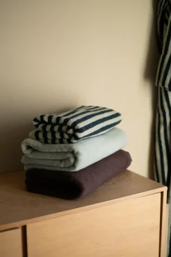 Naram towel - Silver Sage fra Bongusta