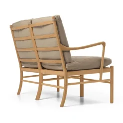 OW149-2 Colonial sofa eg olie, Terra-læder af Ole Wanscher