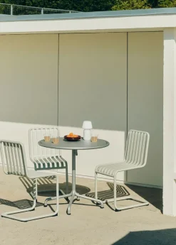 Palissade Cantilever Chair fra Hay