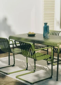 Palissade Cantilever Dining Armchair fra Hay