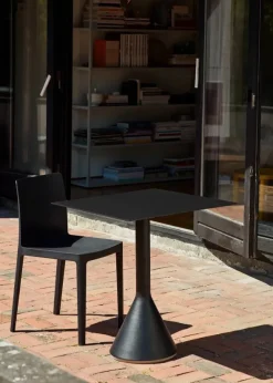 Palissade Cone Table fra Hay