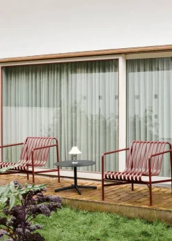 Palissade Lounge Chair Low, iron red fra Hay