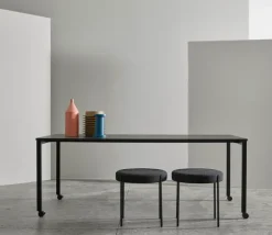 Panton Move spisebord, Black af Verner Panton