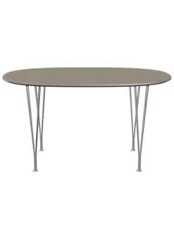 Piet Hein B611 Superellipse spisebord, 135 x 90 cm fra Fritz Hansen