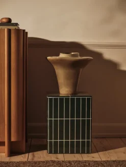 Pillar sidebord fra Ferm Living