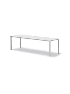 Piloti Bord, hvid carrara fra Fredericia Furniture
