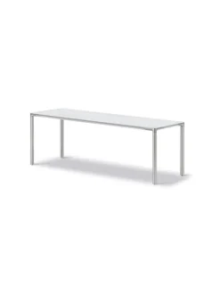 Piloti Bord, hvid carrara fra Fredericia Furniture
