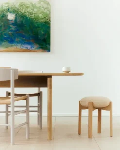 Pioneer Stool, lacquered oak/zero 0001 fra Fredericia Furniture