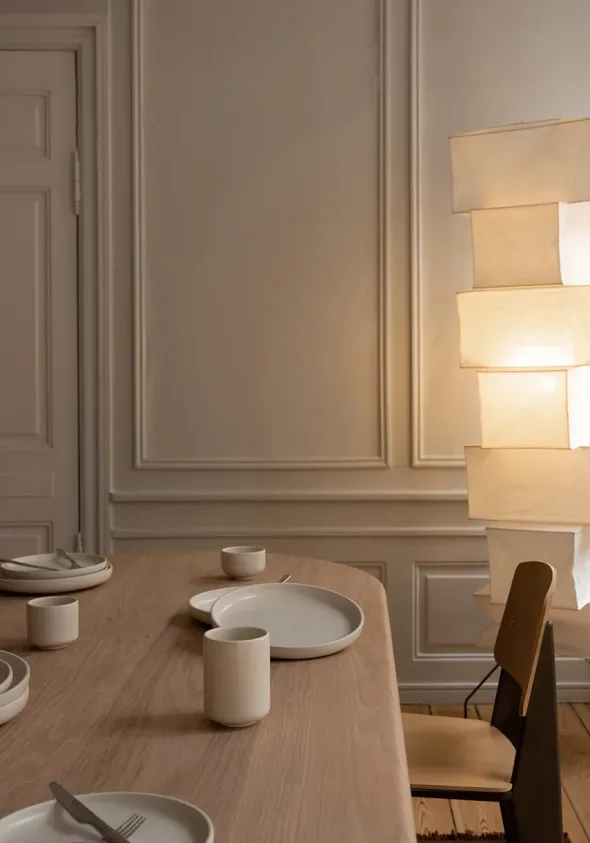 Pisu 10 Plate, vanilla white fra Louise Roe