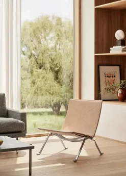 PK22 Loungestol, Natur læder af Poul Kjærholm