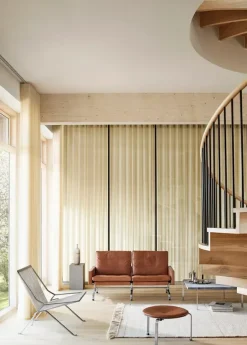 PK31/2 2 pers. Sofa af Poul Kjærholm