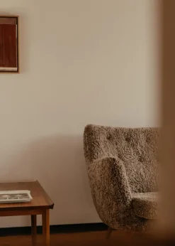 Poet sofa, eg olie af Finn Juhl