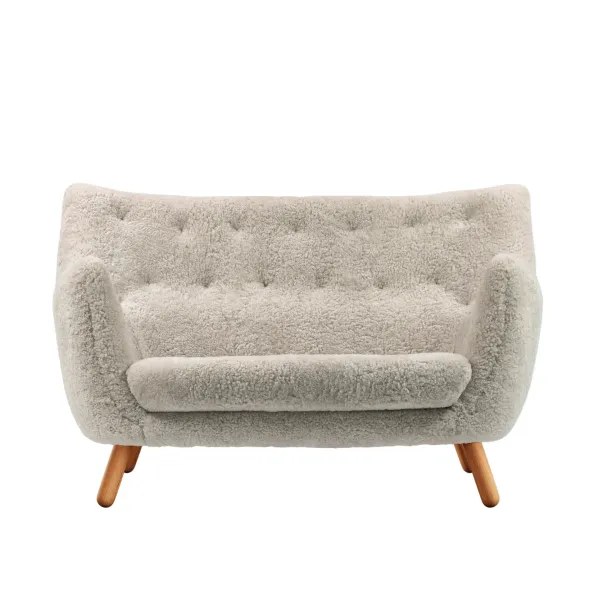 Poet sofa, eg olie af Finn Juhl