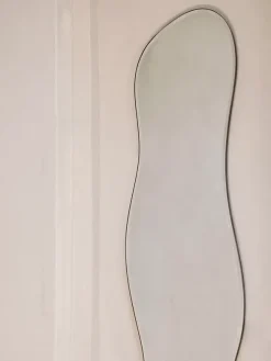 Pond Mirror Full Size, brass fra Ferm Living