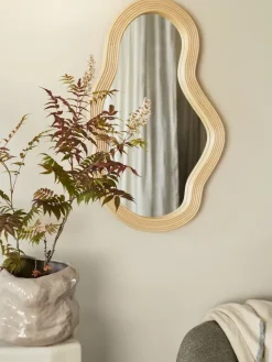 Pond Mirror Medium, rattan fra Ferm Living