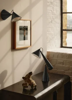 Pose Surface væglampe fra Tom Dixon