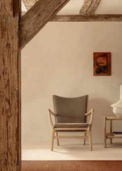 PP35 Bakkebord af Hans J. Wegner