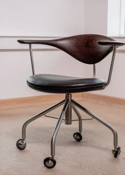 PP502 Kontordrejestol af Hans J. Wegner