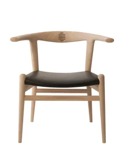 PP518 Tyrestol m. polstret sæde af Hans J. Wegner