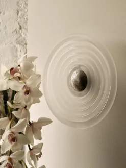 Press Surface væglampe, frosted fra Tom Dixon