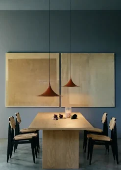 Private Dining Table, 320x100 cm fra GUBI