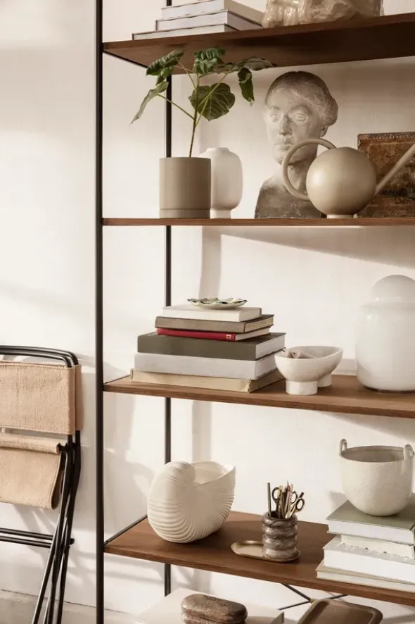 Punctual - Smoked Oak Shelf fra Ferm Living