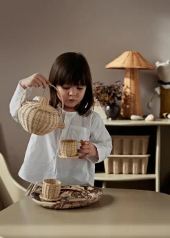 Rattan Tea Set fra Ferm Living