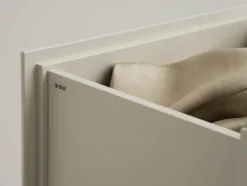 Relief Kommode, lav fra String