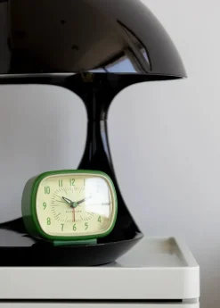 Retro Alarm Clock, green fra Kikkerland
