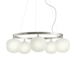 Rime lysekrone fra Muuto