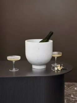 Ripple champagneglas fra Ferm Living