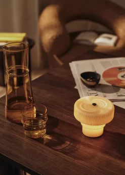 Ripple Portable Lamp Oat fra Ferm Living