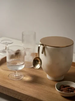 Ripple Wine Glasses, Sæt á 2 stk. fra Ferm Living