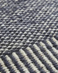 Rombo Rug, grey fra Woud
