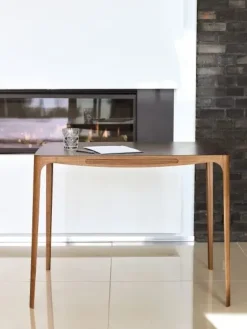 Ro skrivebord AK1310 fra Naver Collection