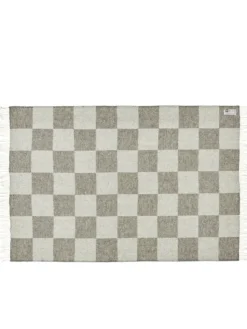 Ærø Plaid, soft nordic grey fra Silkeborg Uldspinderi