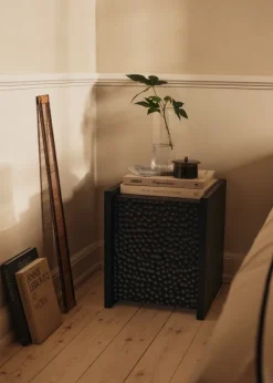 Scarni sidebord, Dark Stained Ash fra Ferm Living